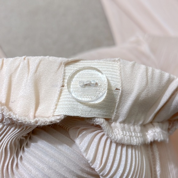 NWT Maternity High Rise Adjustable Waist Cream Crepes Trousers Size 8 - Picture 8 of 9